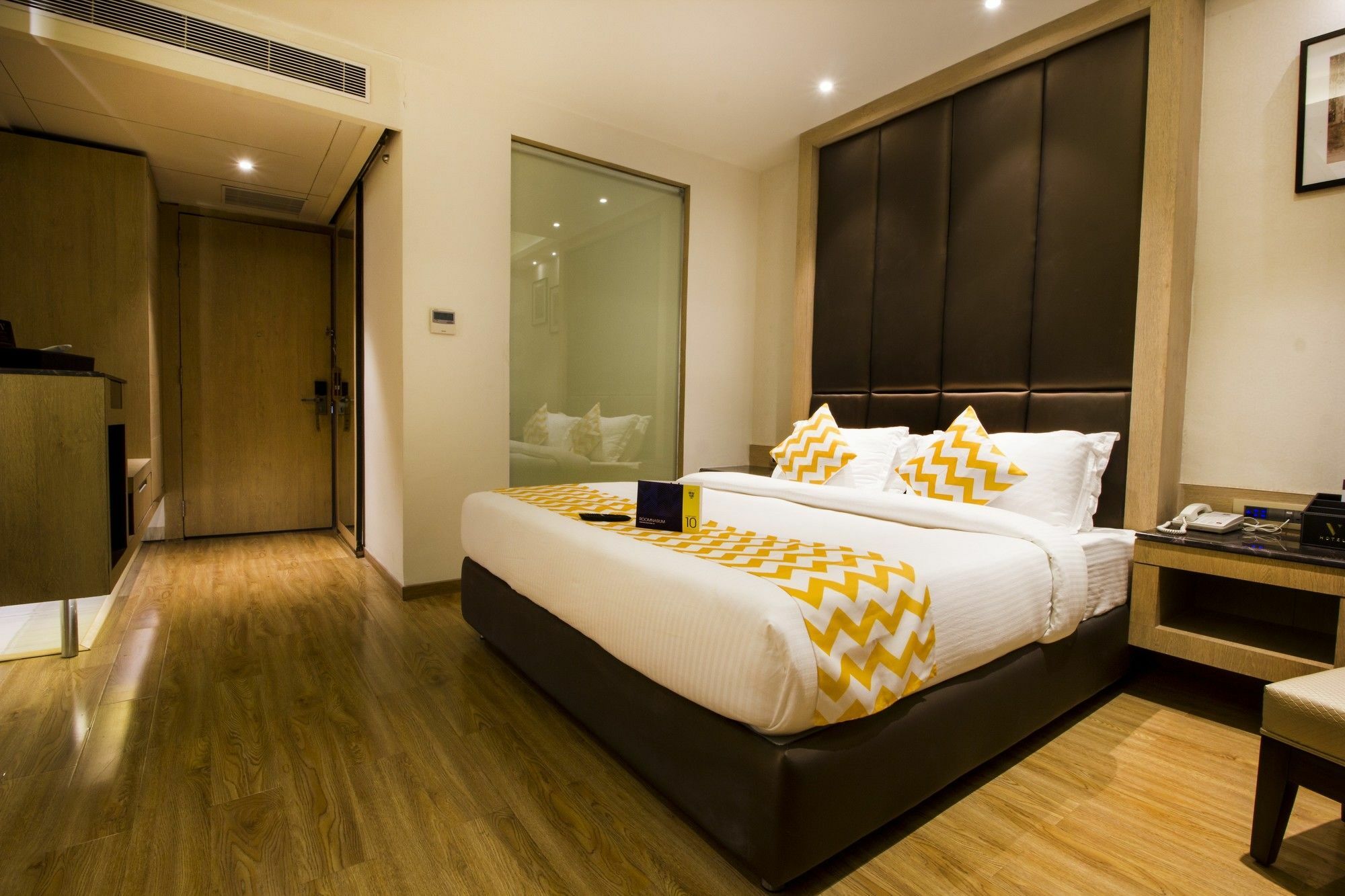 FabHotel Prime V Hussainganj Lucknow Bagian luar foto